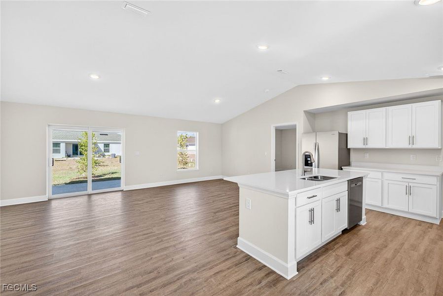 Image 25 of a home in Cape Coral. Image 25 of a home in Cape Coral.