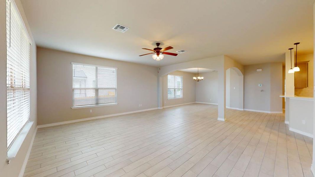 Spacious, unfurnished interior of a new home in Sterling Meadows, Salado (Image 22).