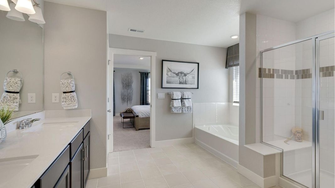 Furnished interior view inside a new home in Vantage, Berthoud (Image 22).