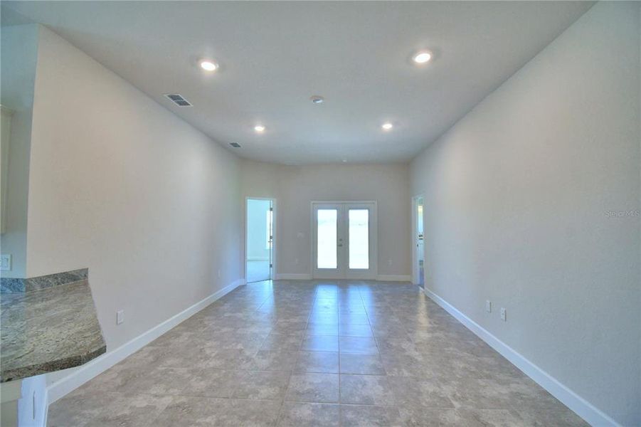 Spacious, unfurnished interior of a new home in Cadence Crossing, Auburndale (Image 51).