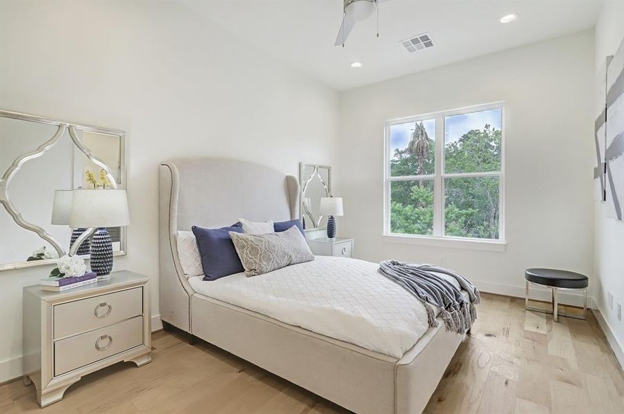 Image 11 of a home in .