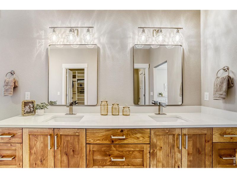 Furnished interior view inside a new home in , Berthoud (Image 39).