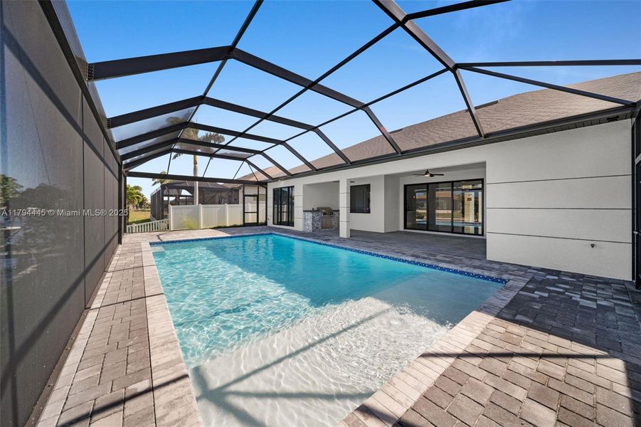 Exterior details and patio area of a home in , Cape Coral (Image 25). Exterior details and patio area of a home in , Cape Coral (Image 25).