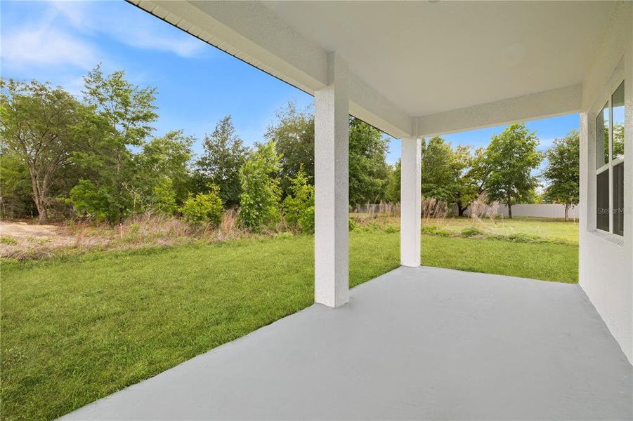 Exterior details and patio area of a home in , Ocala (Image 3).