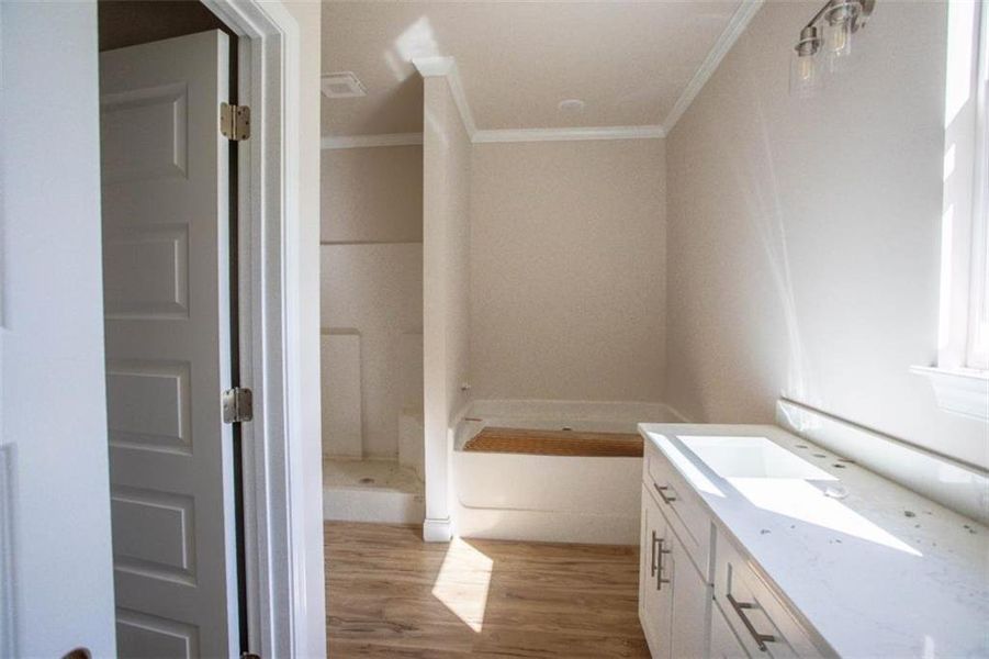 Spacious, unfurnished interior of a new home in , Villa Rica (Image 10).