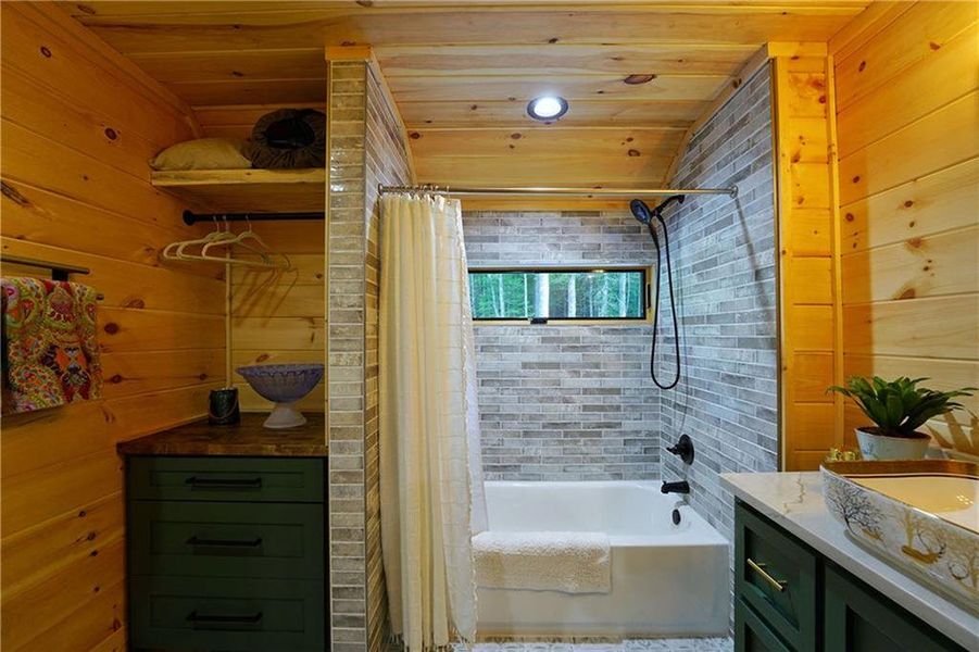 Furnished interior view inside a new home in , Epworth (Image 11).