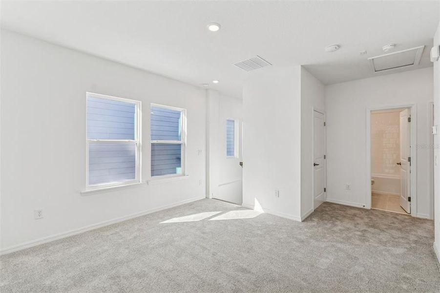 Spacious, unfurnished interior of a new home in Laureate Park at Lake Nona - Garden Series, Orlando (Image 19).