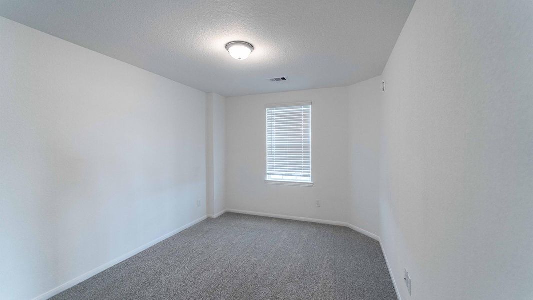 Spacious, unfurnished interior of a new home in Colony at Pinehurst, Pinehurst (Image 8).