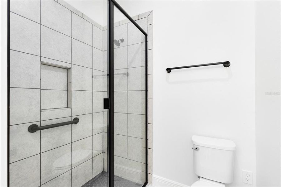 Furnished interior view inside a new home in , Orlando (Image 8).