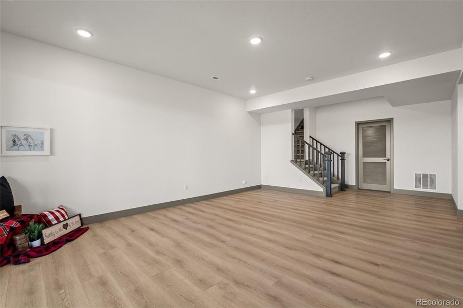 Spacious, unfurnished interior of a new home in Revel Crossing at Wolf Ranch - The Panorama Collection, Colorado Springs (Image 39).