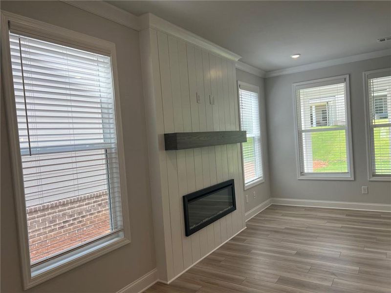 Spacious, unfurnished interior of a new home in Crofton Place Enclave, Snellville (Image 55).