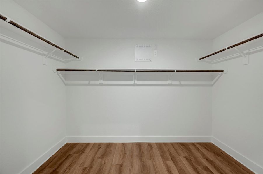 Spacious, unfurnished interior of a new home in Sorella, Tomball (Image 41).