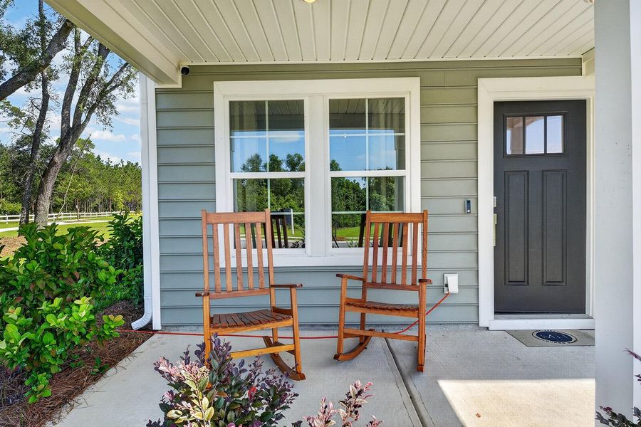 Exterior details and patio area of a home in , Summerville (Image 4).