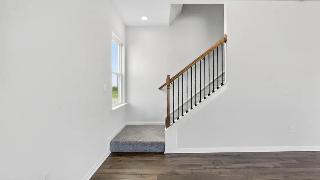 Spacious, unfurnished interior of a new home in Russell Place, Spartanburg (Image 26).