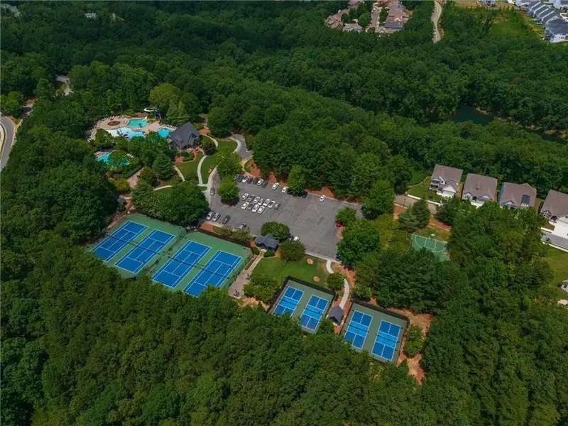Community amenities in Crescent Pointe at Great Sky, Canton (Image 33).