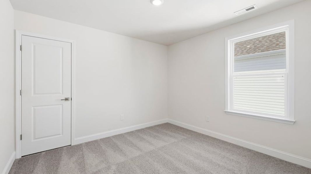 Spacious, unfurnished interior of a new home in Briargate, Fountain Inn (Image 27).