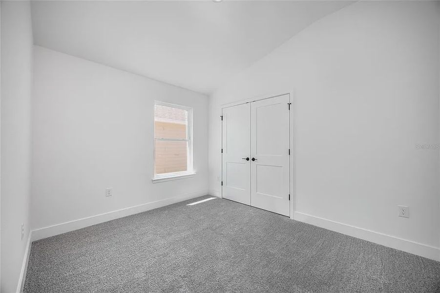 Spacious, unfurnished interior of a new home in Briarwood, Alachua (Image 14).