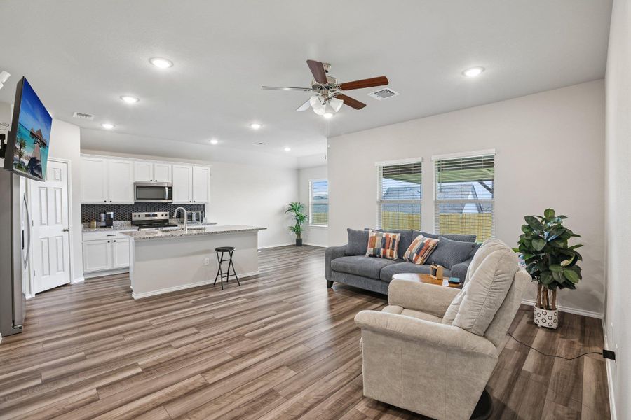 Furnished interior view inside a new home in , Copperas Cove (Image 5).