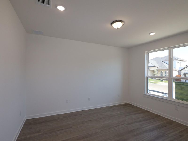 Spacious, unfurnished interior of a new home in Edgewood, Leander (Image 17). Spacious, unfurnished interior of a new home in Edgewood, Leander (Image 17).