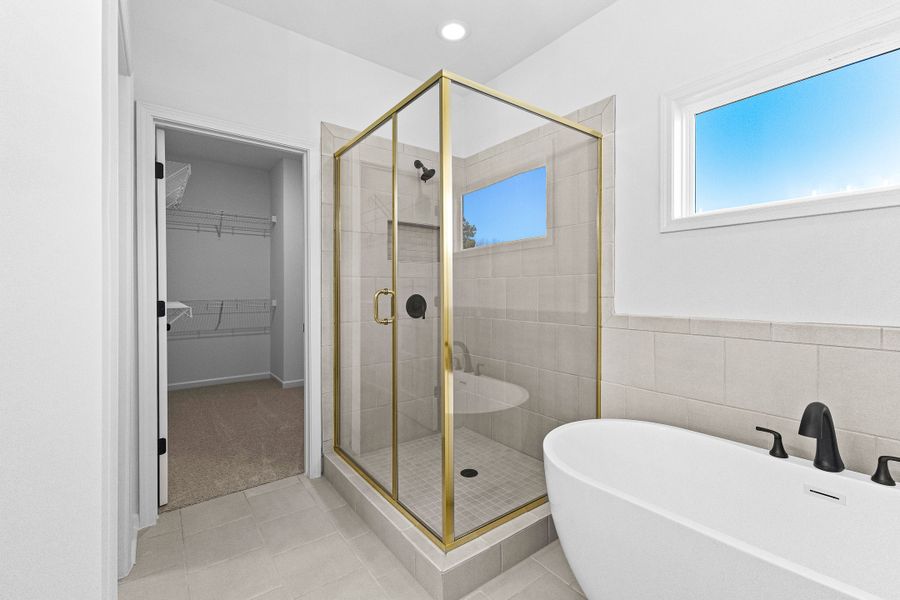 Furnished interior in a model home at Standing Oaks in Senoia (Image 8).