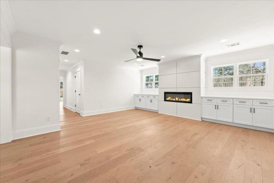Spacious, unfurnished interior of a new home in , Greensboro (Image 42).