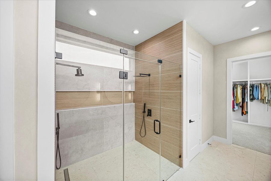 Furnished interior view inside a new home in , Baytown (Image 11).