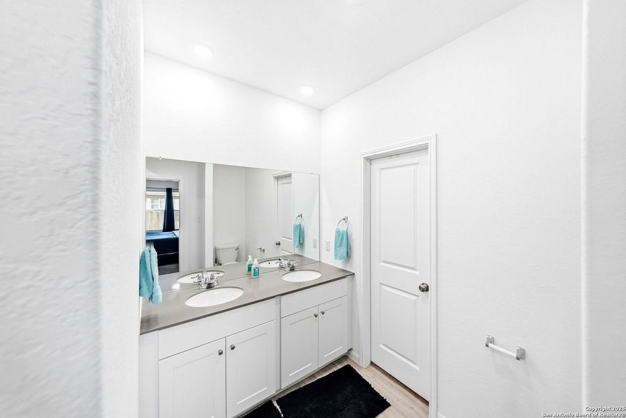 Furnished interior view inside a new home in , Bulverde (Image 10). Furnished interior view inside a new home in , Bulverde (Image 10).