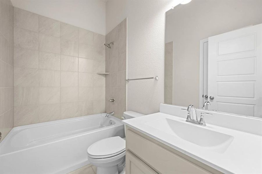 4537 Aralia- Bathroom-1 4537 Aralia- Bathroom-1