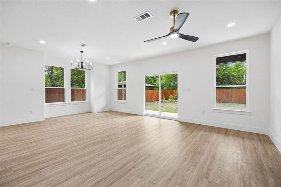 Spacious, unfurnished interior of a new home in , Dallas (Image 28). Spacious, unfurnished interior of a new home in , Dallas (Image 28).