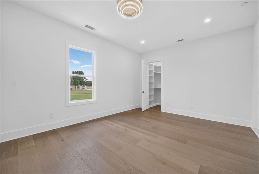 Spacious, unfurnished interior of a new home in , Dacula (Image 39).