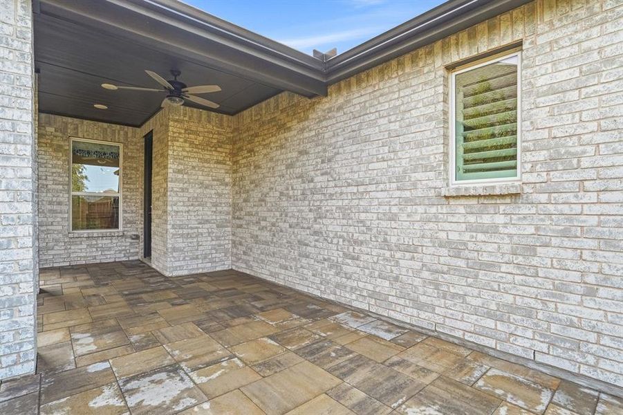 Exterior details and patio area of a home in Karis, Crowley (Image 3).