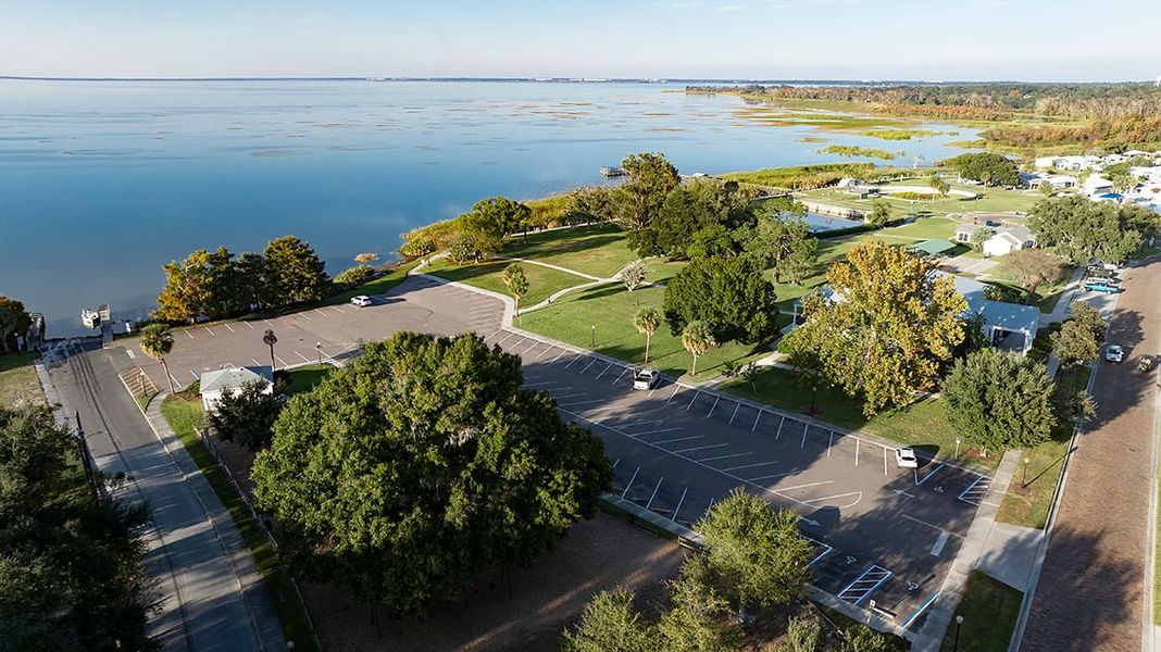 Image 42 of a home in Esplanade at McKinnon Groves.