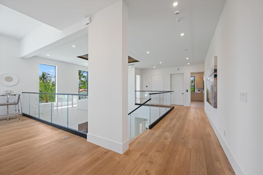 Spacious, unfurnished interior of a new home in , Boca Raton (Image 21).