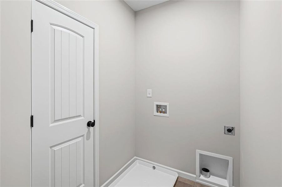 Spacious, unfurnished interior of a new home in Villas at Gold Creek, Dawsonville (Image 35).