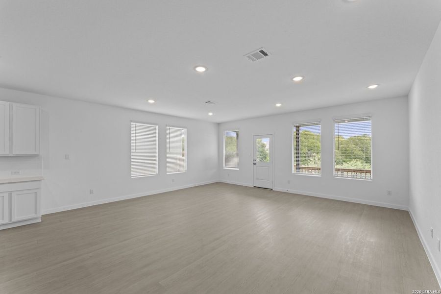 Spacious, unfurnished interior of a new home in Brookmill, San Antonio (Image 19). Spacious, unfurnished interior of a new home in Brookmill, San Antonio (Image 19).