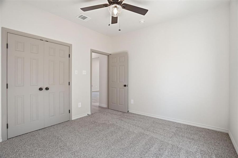 Spacious, unfurnished interior of a new home in , Whitney (Image 28).