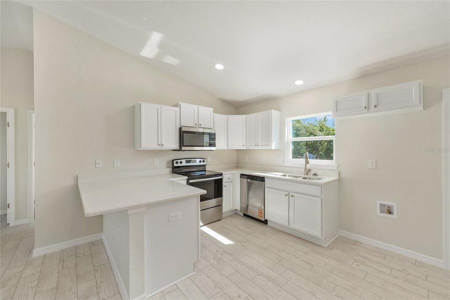 Furnished interior view inside a new home in , Ocala (Image 5).