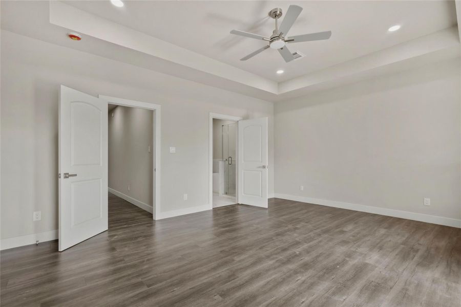 Spacious, unfurnished interior of a new home in , Houston (Image 18). Spacious, unfurnished interior of a new home in , Houston (Image 18).