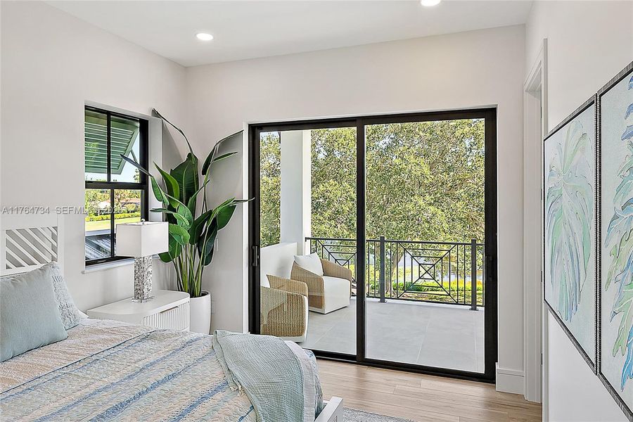 Guest Bedroom Balcony