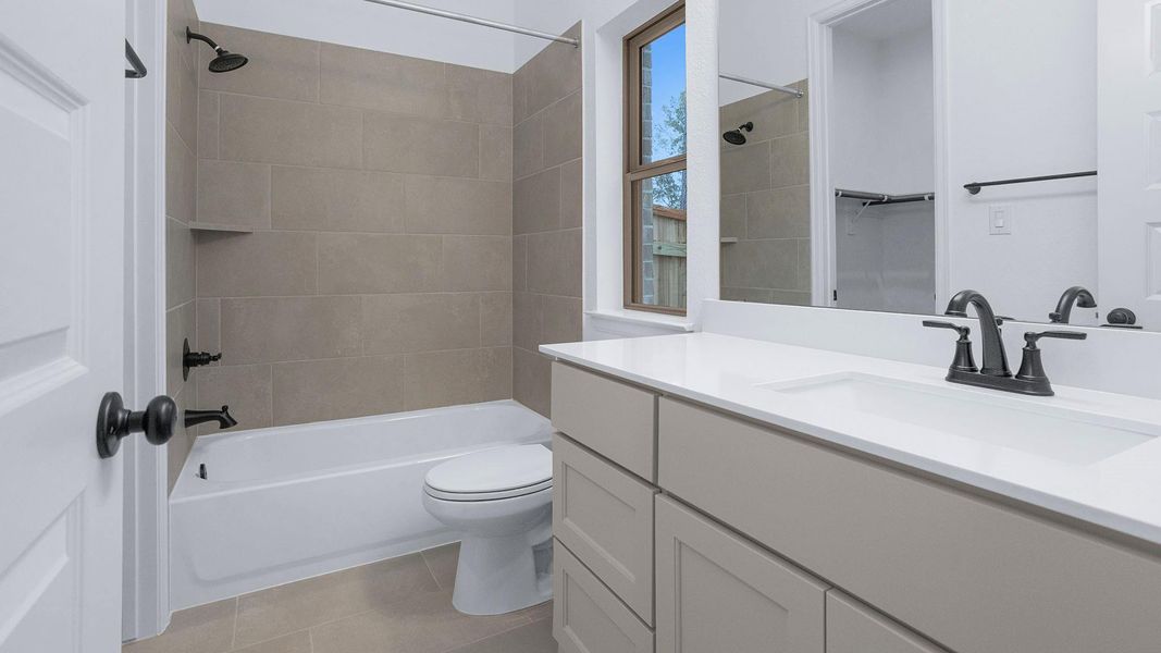 Furnished interior view inside a new home in Woodhavyn 50', Magnolia (Image 4).