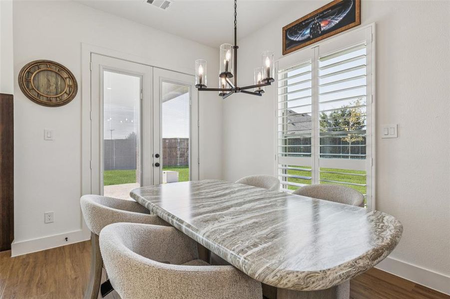 Furnished interior view inside a new home in Cambridge Estates, Prosper (Image 25). Furnished interior view inside a new home in Cambridge Estates, Prosper (Image 25).