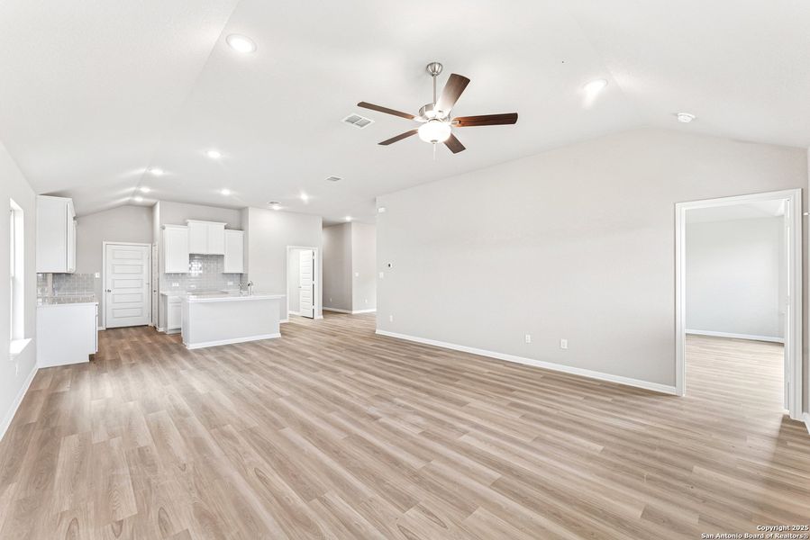 Image 36 of a home in Mesquite Ridge. Image 36 of a home in Mesquite Ridge.