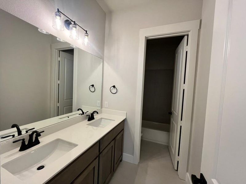 Furnished interior view inside a new home in Eagle Ridge Estates, Weatherford (Image 6).