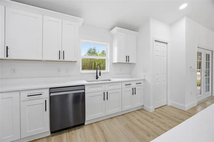 Furnished interior view inside a new home in , Ocala (Image 10).