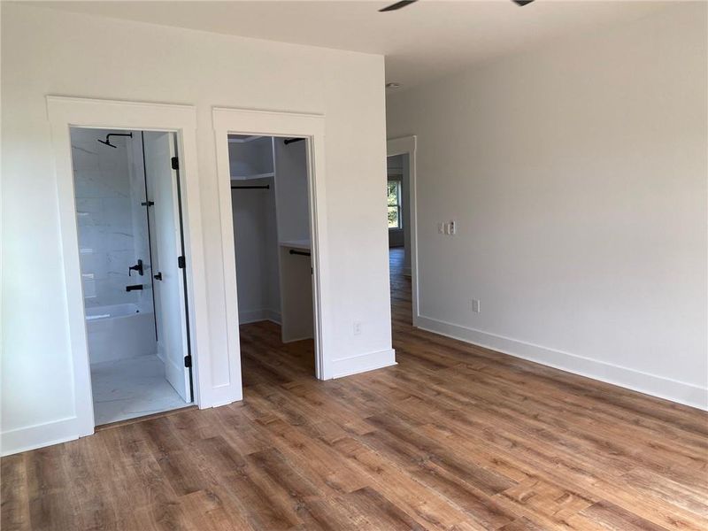 Spacious, unfurnished interior of a new home in , Snellville (Image 45).