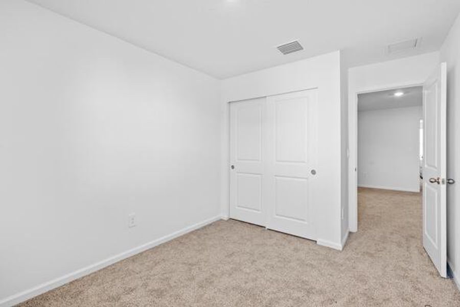 Spacious, unfurnished interior of a new home in , Fort Pierce (Image 22).