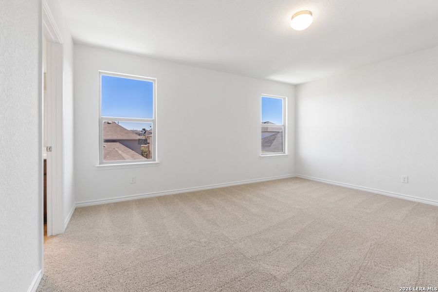 Spacious, unfurnished interior of a new home in Knox Ridge, Converse (Image 27).