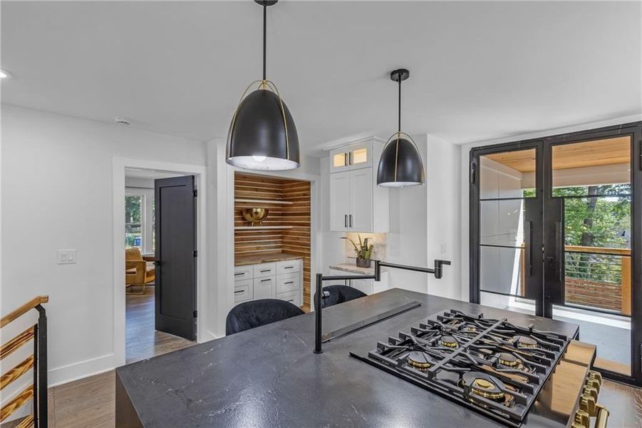 Furnished interior view inside a new home in , Atlanta (Image 39).