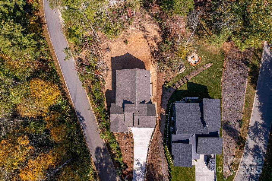 Image 25 of a home in .