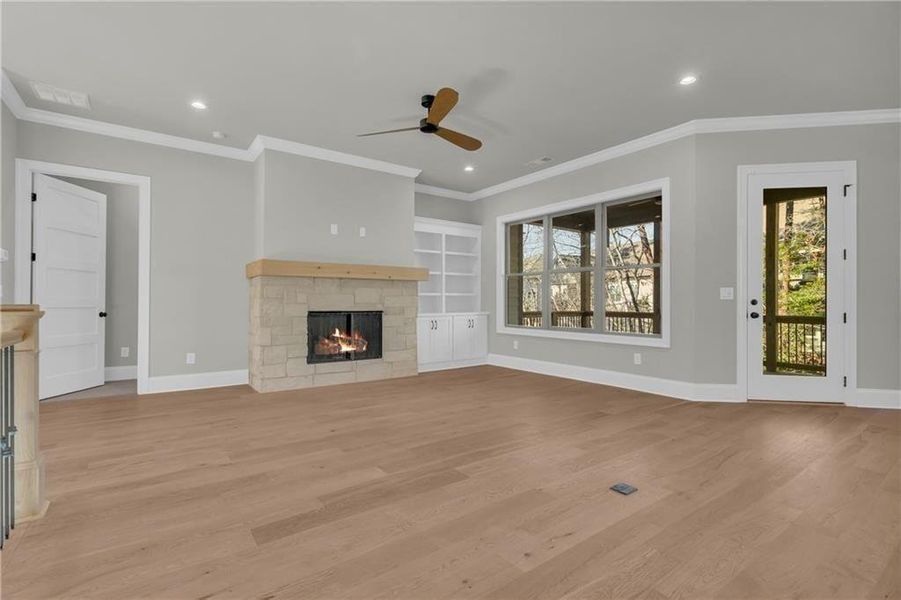 Spacious, unfurnished interior of a new home in , Gainesville (Image 46).